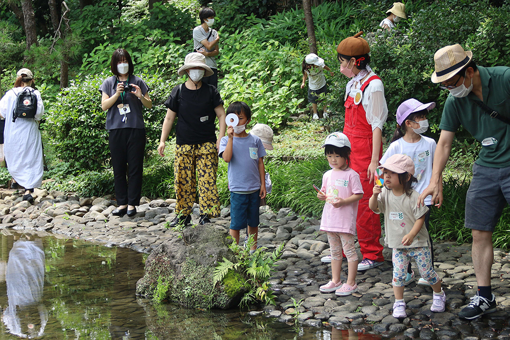 公園内でワークショップ